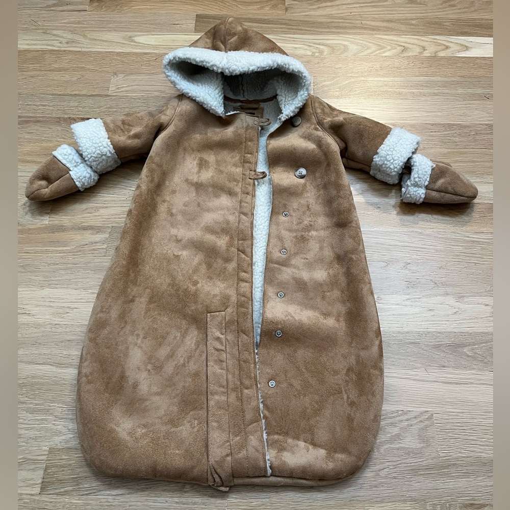 GAP Tan and Cream Fleece-Lined baby bunting